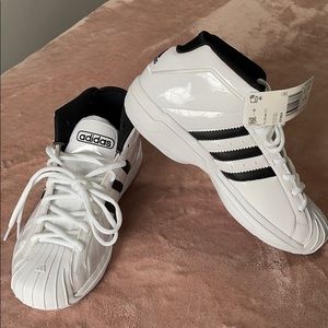Adidas Basketball shoes superstar 2g pro size 8